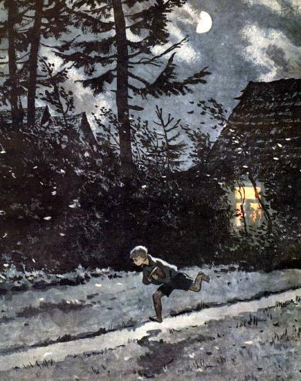 мальчишка бежит в темноте по дорожке