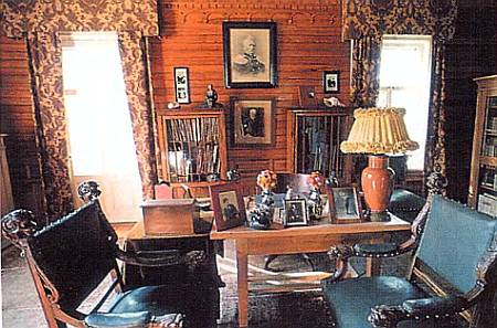 В 1892–1893 гг. П.И. Чайковский жил и работал в подмосковном Клину. Его усадьба стала мемориальным музеем.