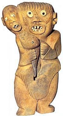 В Океанографическом музее есть и произведения искусства, правда, весьма необычные — вроде этого божества ночи первобытных племен.