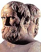 Этот двойной мраморный бюст древнегреческих драматурга Софокла и философа Аристотеля, изготовленный в IV в. до н. э., сейчас находится в Лувре.