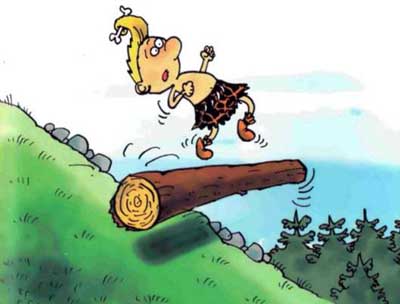 Неандертальский мальчик в школе и дома Неандертальский мальчик на бревне